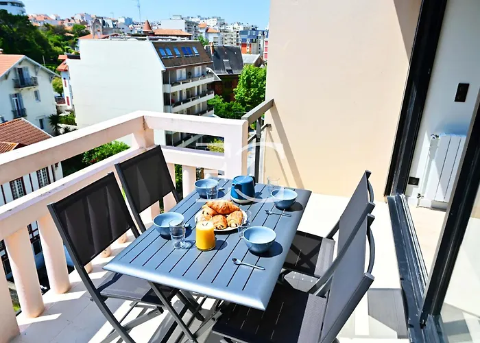 Apartment Promo Easy Cles- Superb Flat 300m From The