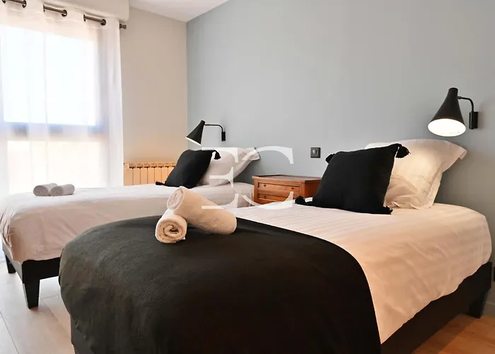 Διαμέρισμα Promo Easy Cles- Superb Flat 300m From The Μπιαρίτζ